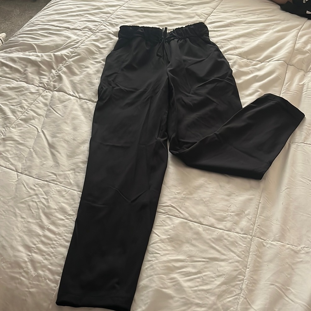 Lululemon high waisted stretchy pants size 2